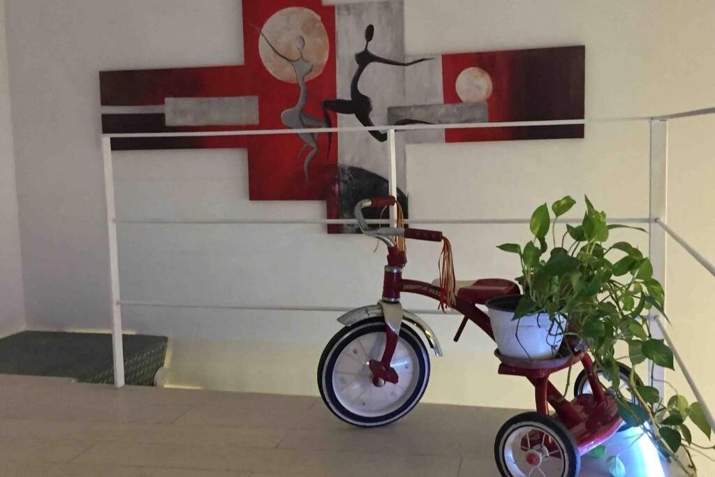Small Mezzanine Apartment Colosseo Roma Exterior foto